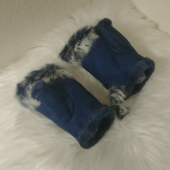 Blue Faux Fur Fleece Fingerless Winter Gloves - Picture 8 of 16